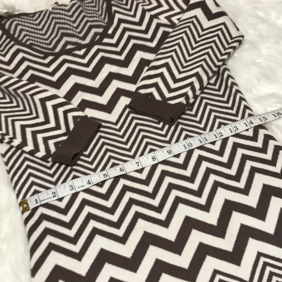 𝅺Pink rose sweater dress - Picture 6 of 11